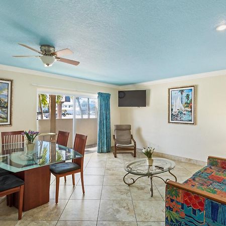 Bay Palms Waterfront Resort - Hotel And Marina St. Pete Beach Room photo