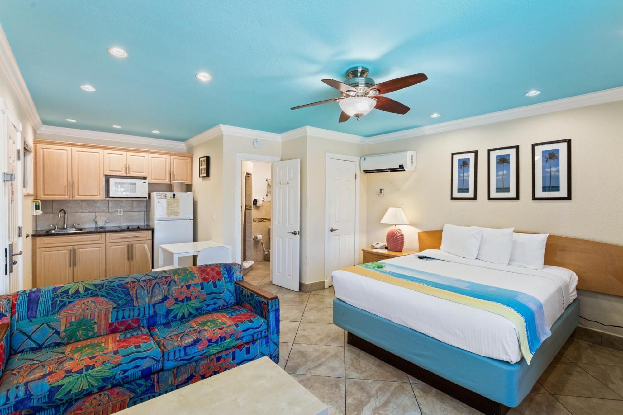 Bay Palms Waterfront Resort - Hotel And Marina St. Pete Beach Room photo