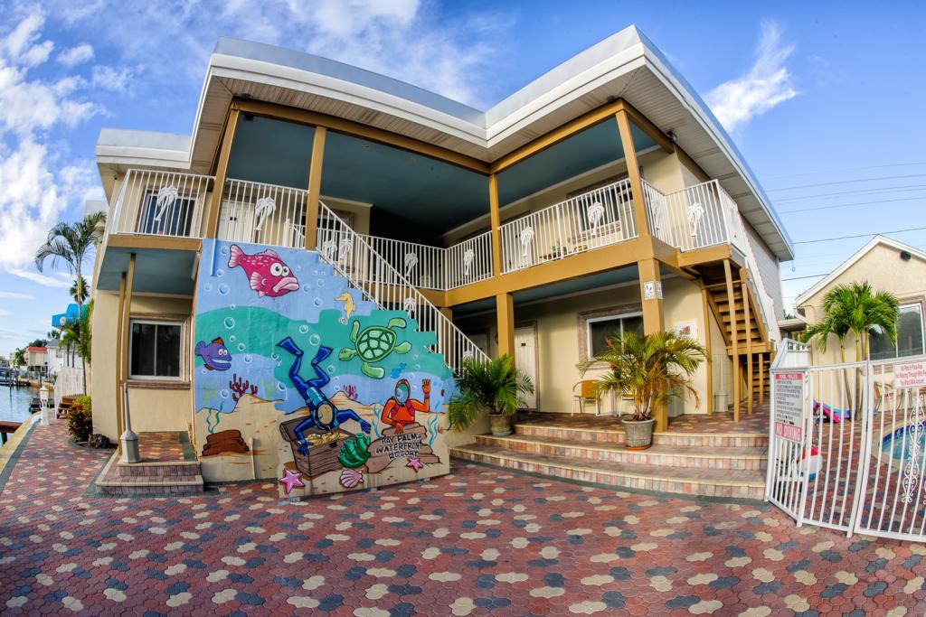 Bay Palms Waterfront Resort - Hotel And Marina St. Pete Beach Exterior photo